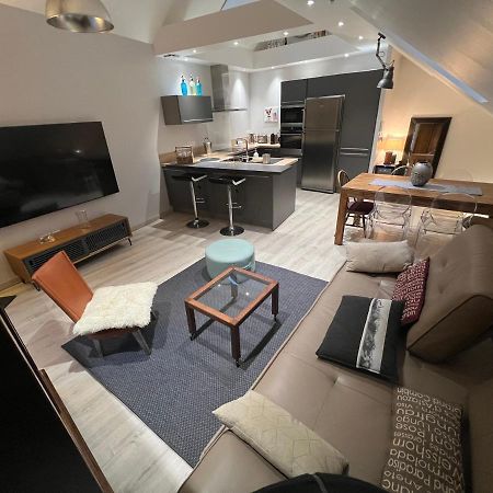 Appartement Grand Standing Plein Centre Ville 코트레 외부 사진