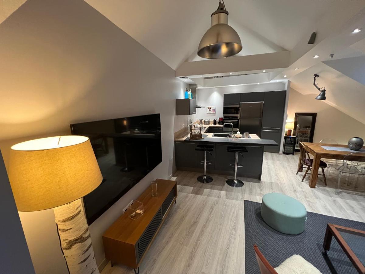 Appartement Grand Standing Plein Centre Ville 코트레 외부 사진